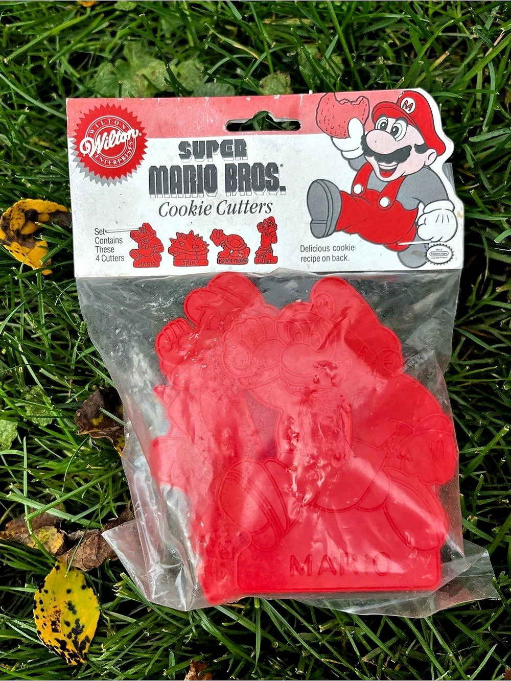 NEW Wilton Super Mario Bros. Cookie Cutters 4 Piece Red